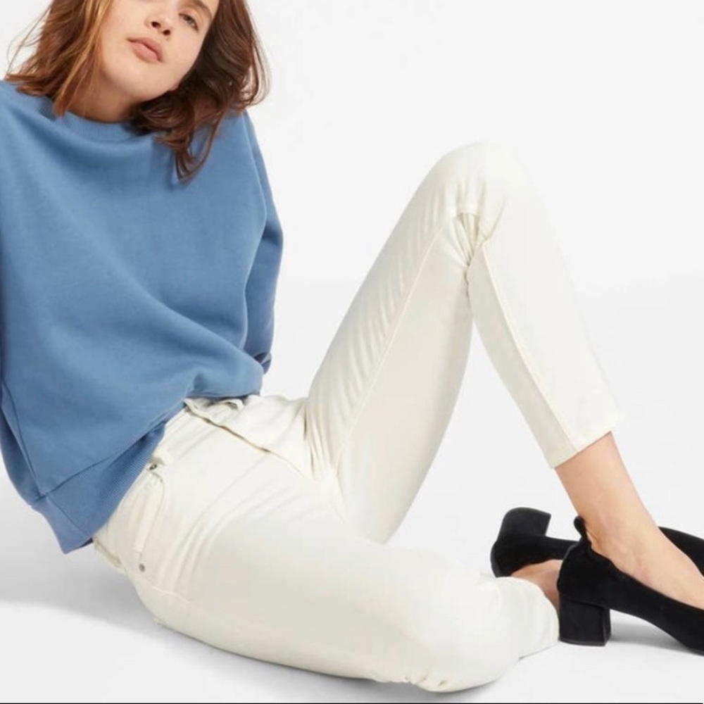 Everlane Mid-Rise Skinny Jean in Bone